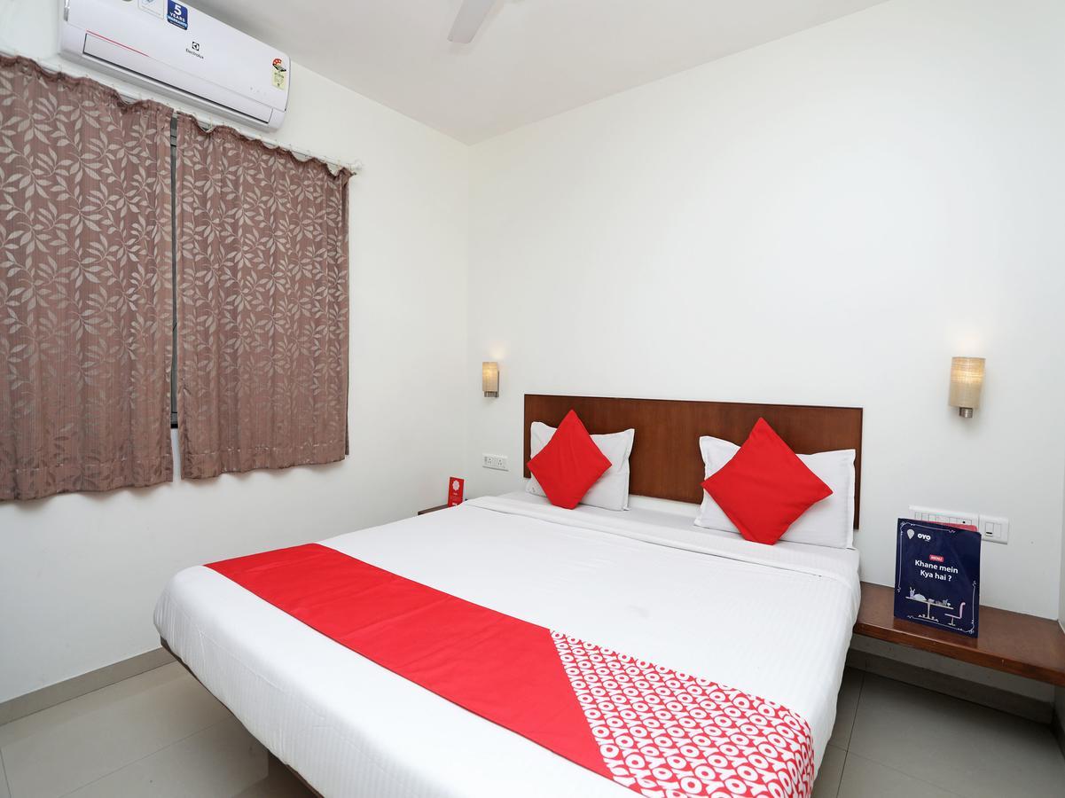 Oyo 1194 Hotel Gulmohr Pune Extérieur photo